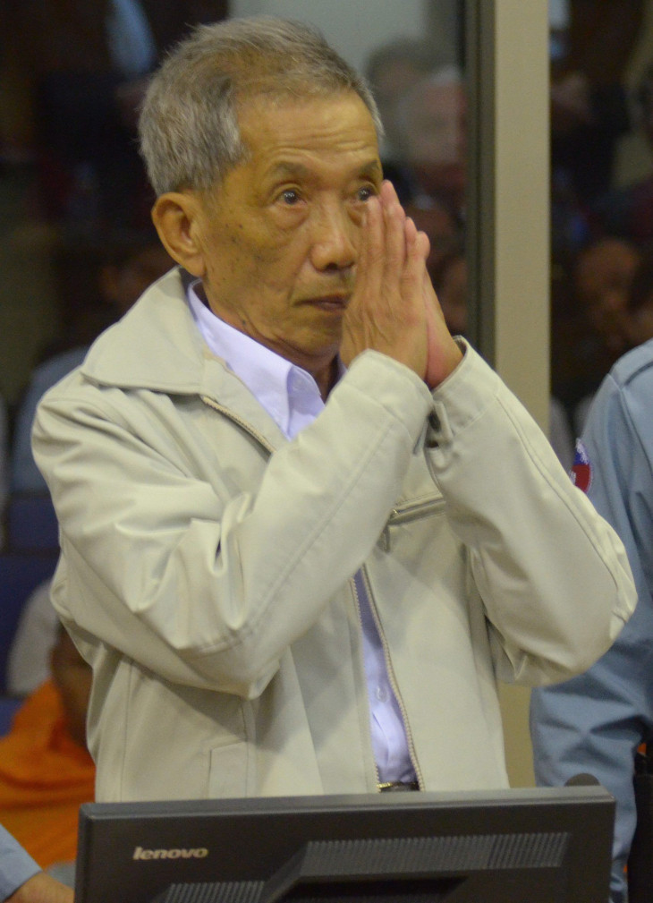MTI/EPA/Nhet Sok Heng-KAING GUEK EAV, más néven Duch a bíróságon, ahol életfogytiglani börtönbüntetésre ítélték 2012-ben
