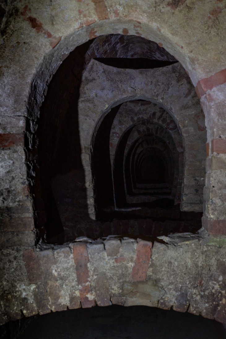 Nyírő András-A Mala-forrás alagútja Esztergomban – évtizedekig száraz volt